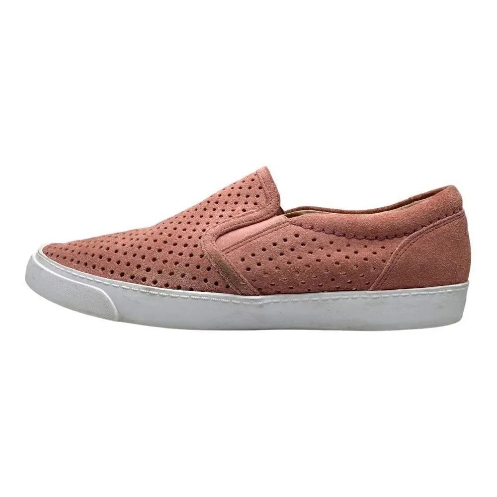 Clark’s pink mesh slip on sneakers women’s size 8m